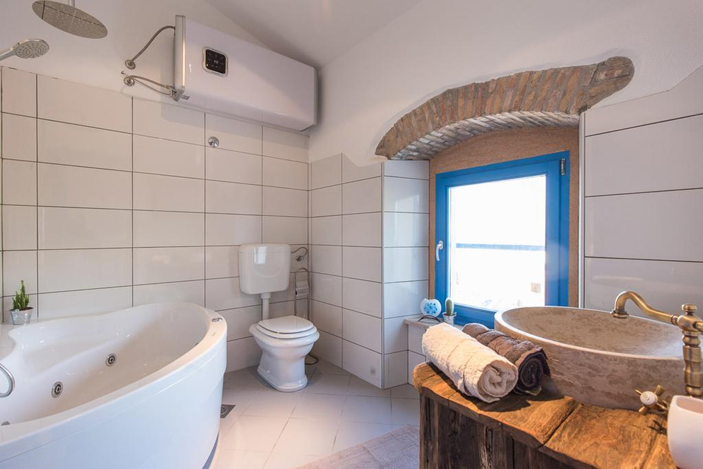 Villa Marevic Vrh  Luaran gambar